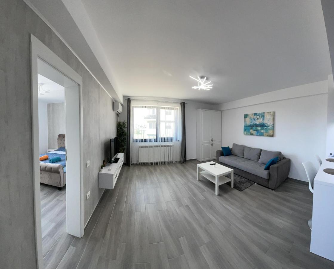 Ls Lake Apartment Mamaia Nord Năvodari Kültér fotó